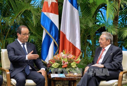 Tổng thống Pháp kết thúc tốt đẹp chuyến thăm lịch sử tới Cuba